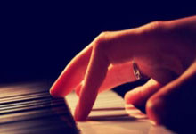 乐鱼在线娱乐-斯图加特风暴眼：主席亲揭深度调整，德甲黑马如何重塑筋骨？