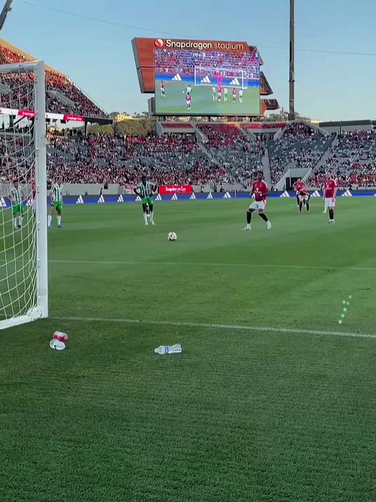 乐鱼体育-皇家贝蒂斯中场连续造点，助球队保级成功