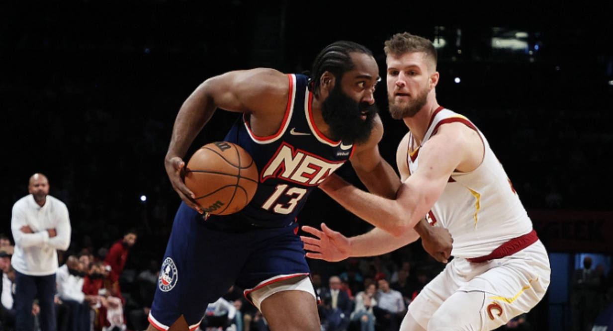 乐鱼体育在线娱乐-火箭惊险击败黄蜂，全队团结力量获胜